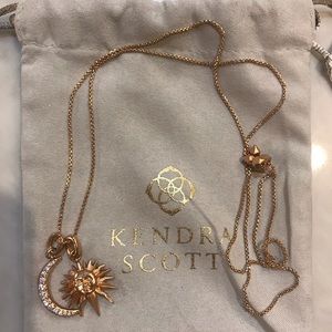 Kendra Scott necklace